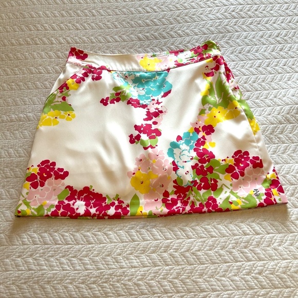 IZOD Golf A-Line White/Floral Skort Like New Size Med/8 - Picture 5 of 14